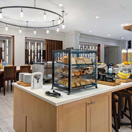 Hilton Garden Inn Terre Haute Buitenkant foto