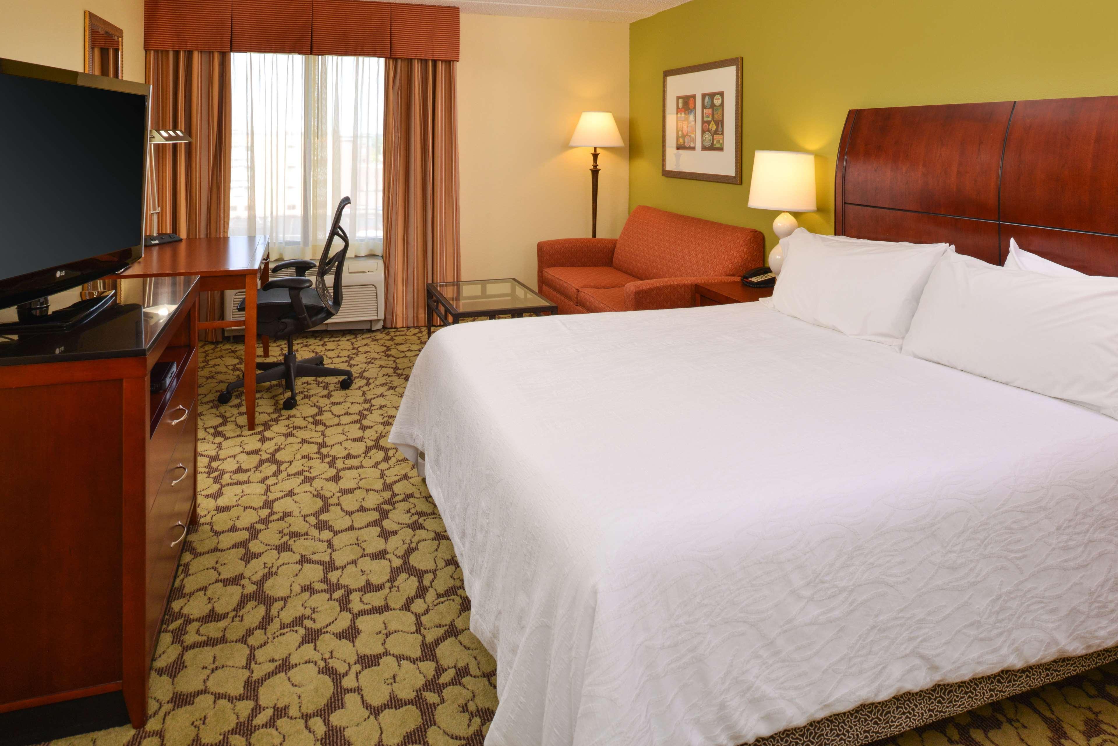 Hilton Garden Inn Terre Haute Buitenkant foto