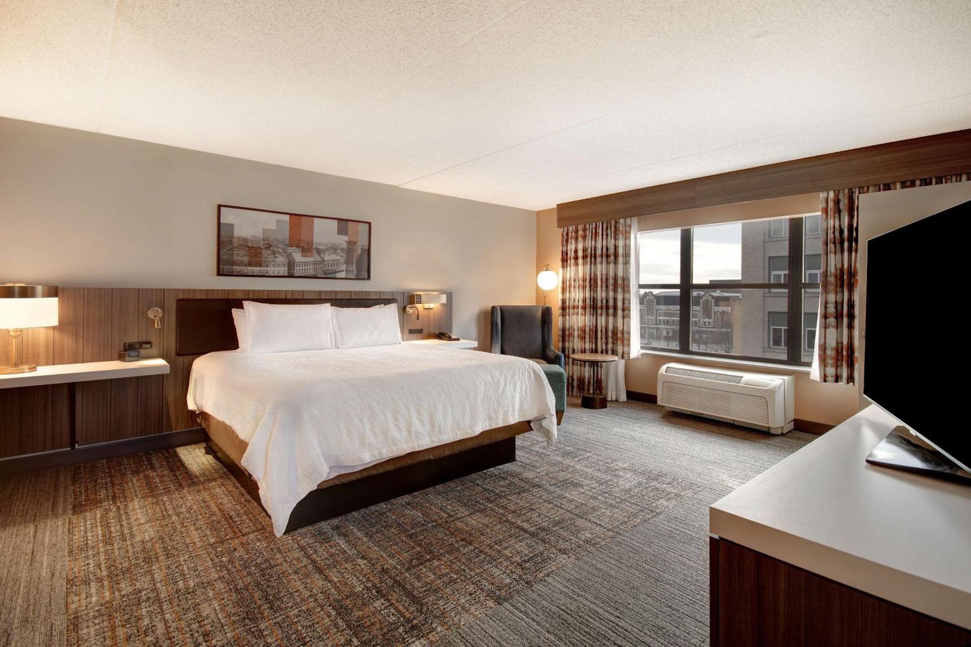 Hilton Garden Inn Terre Haute Buitenkant foto