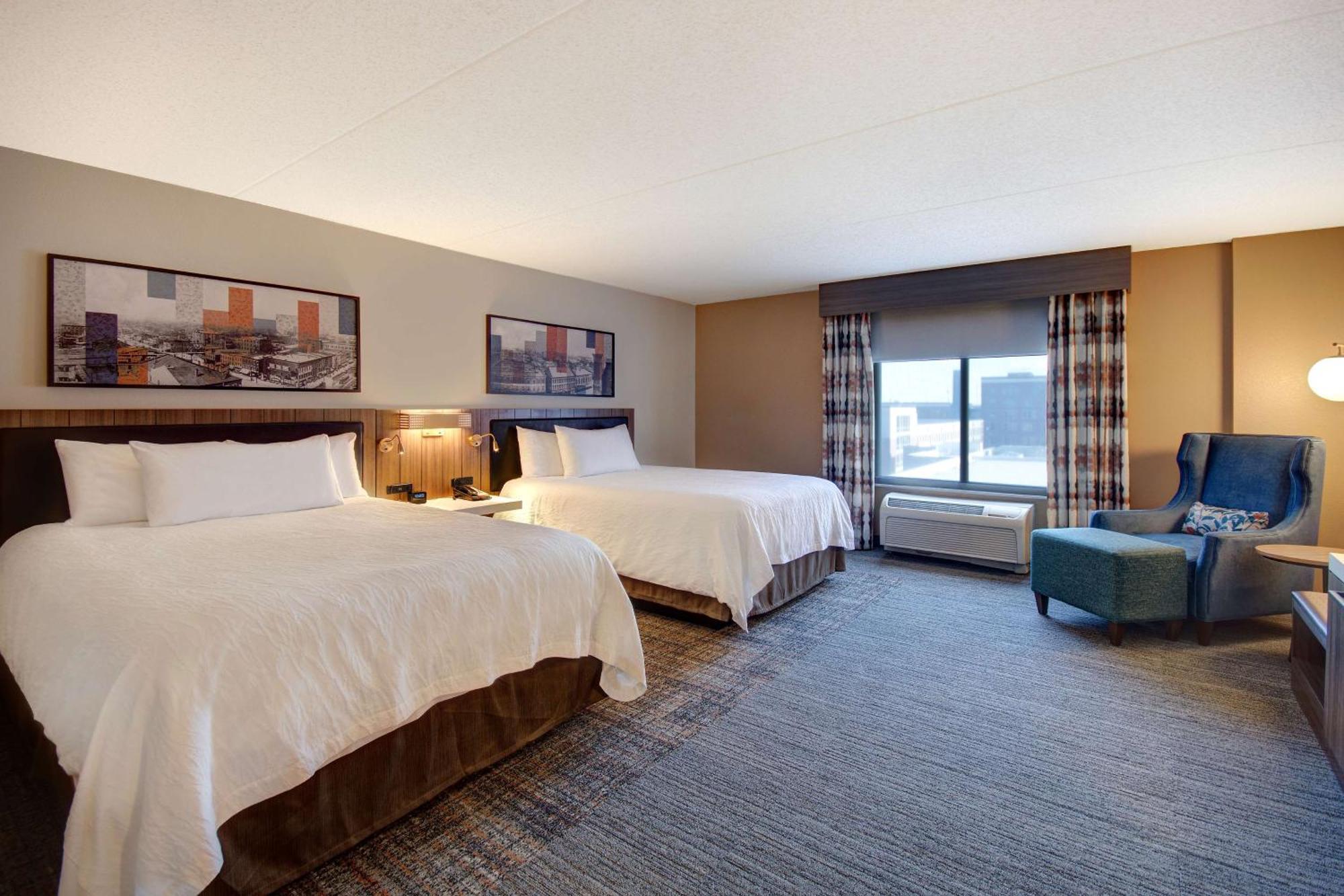 Hilton Garden Inn Terre Haute Buitenkant foto