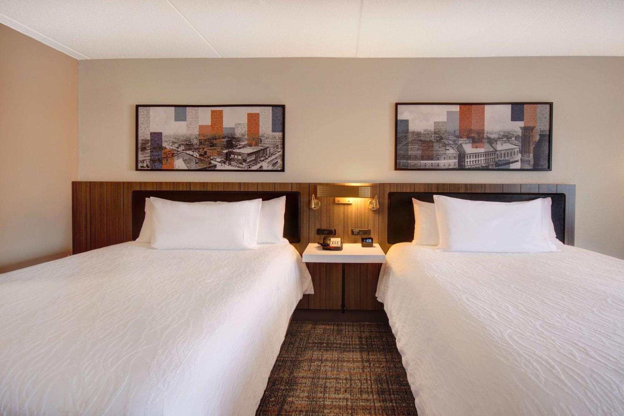 Hilton Garden Inn Terre Haute Buitenkant foto