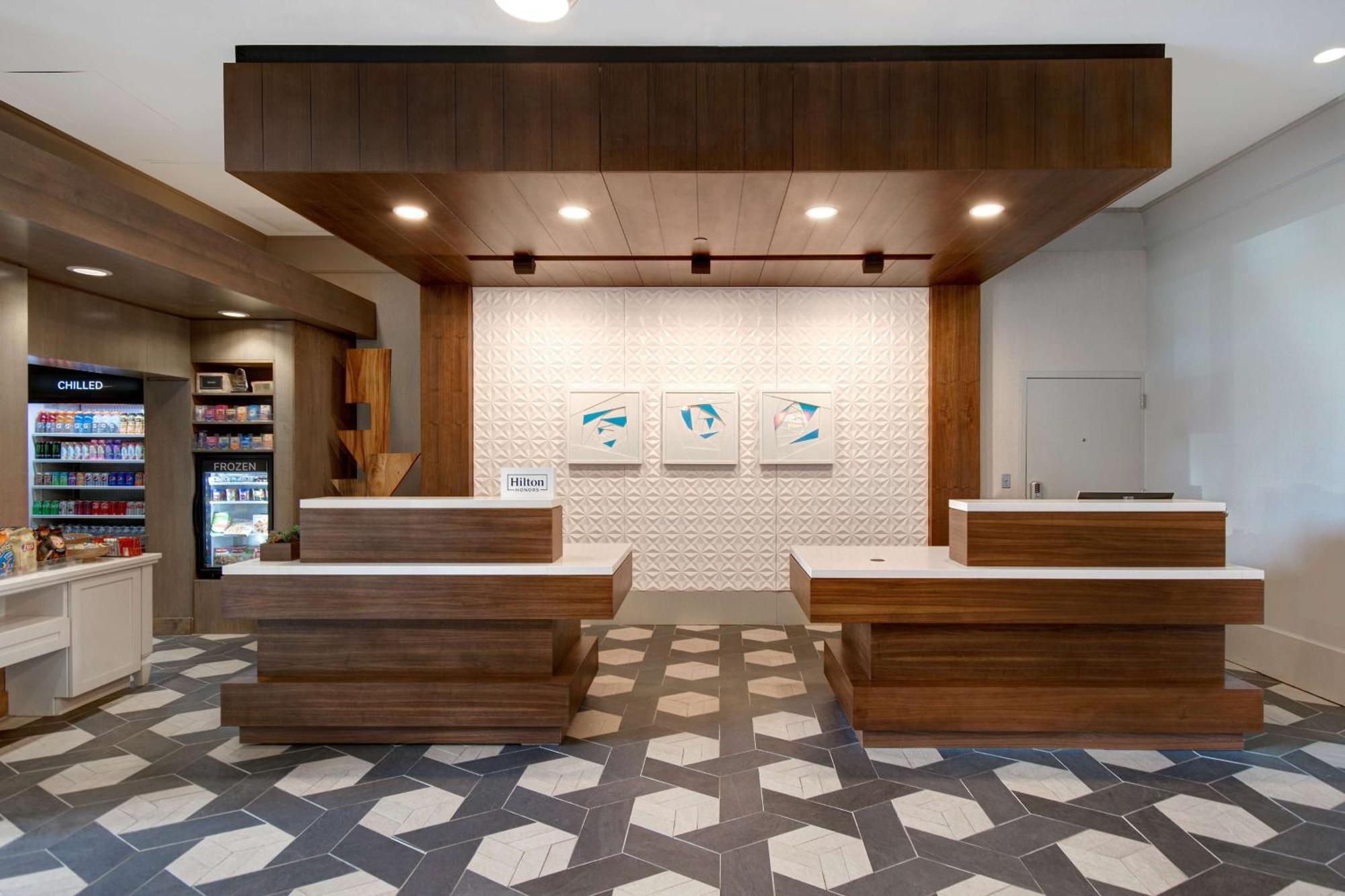 Hilton Garden Inn Terre Haute Buitenkant foto