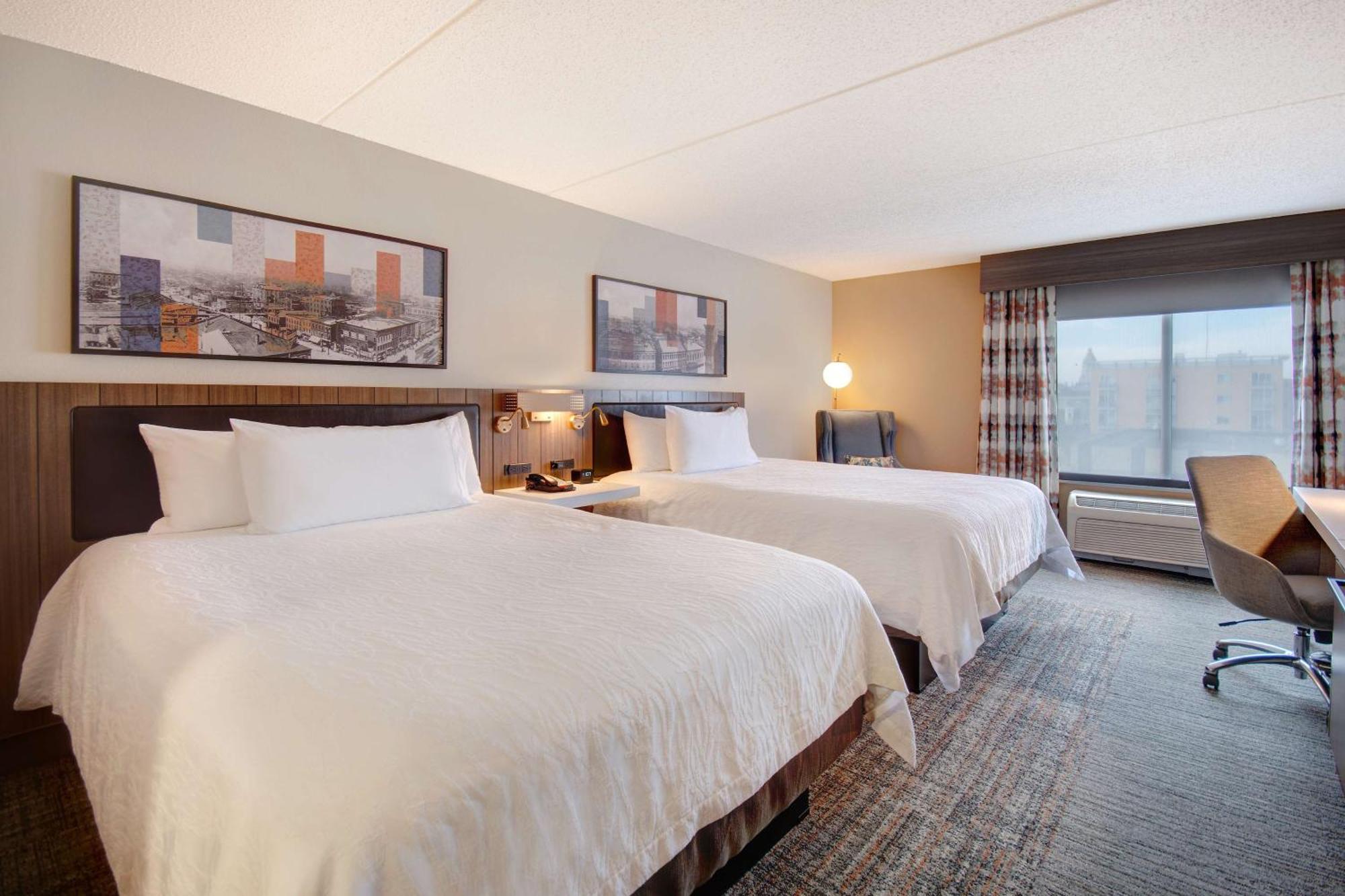 Hilton Garden Inn Terre Haute Buitenkant foto
