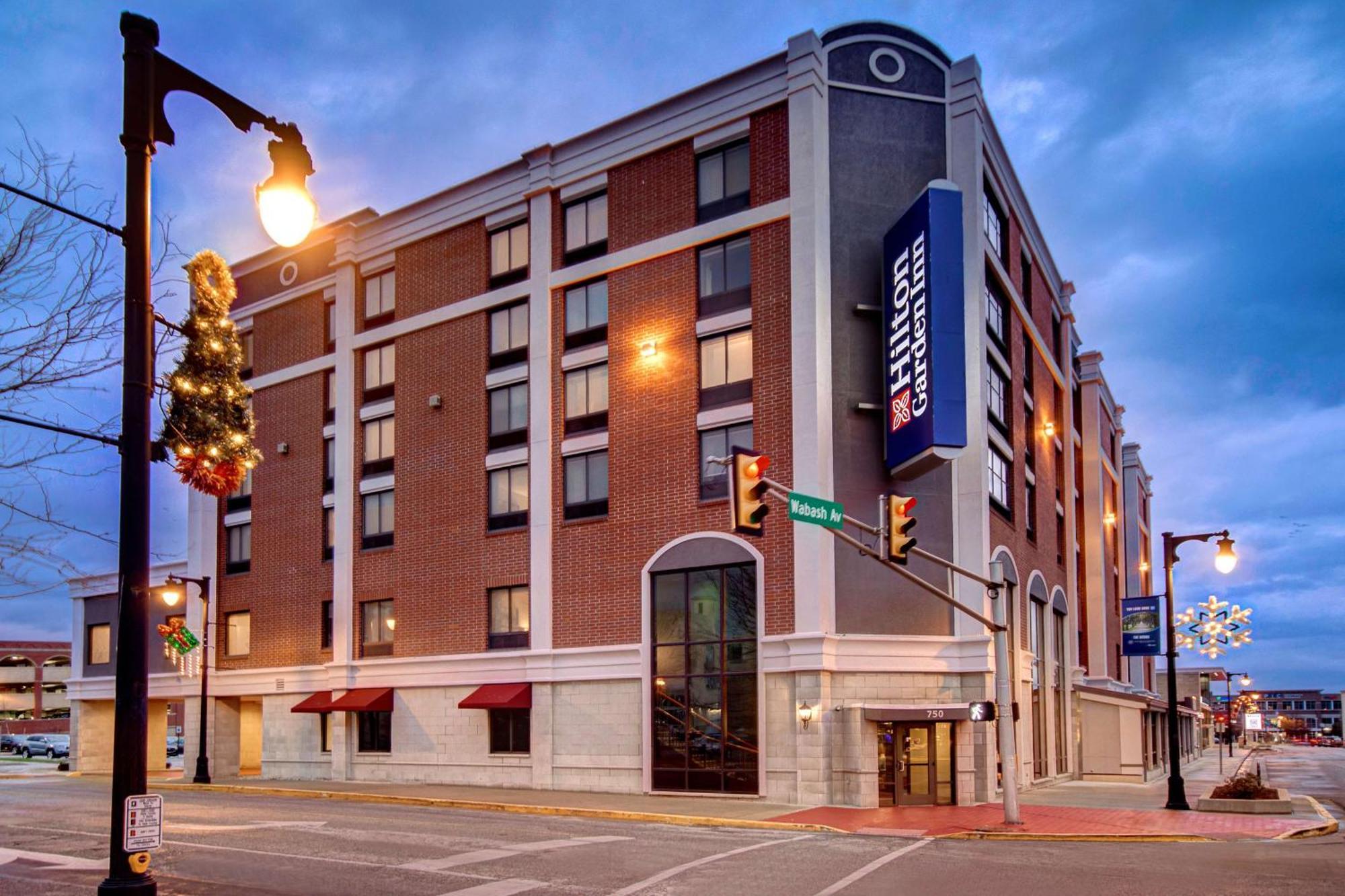 Hilton Garden Inn Terre Haute Buitenkant foto