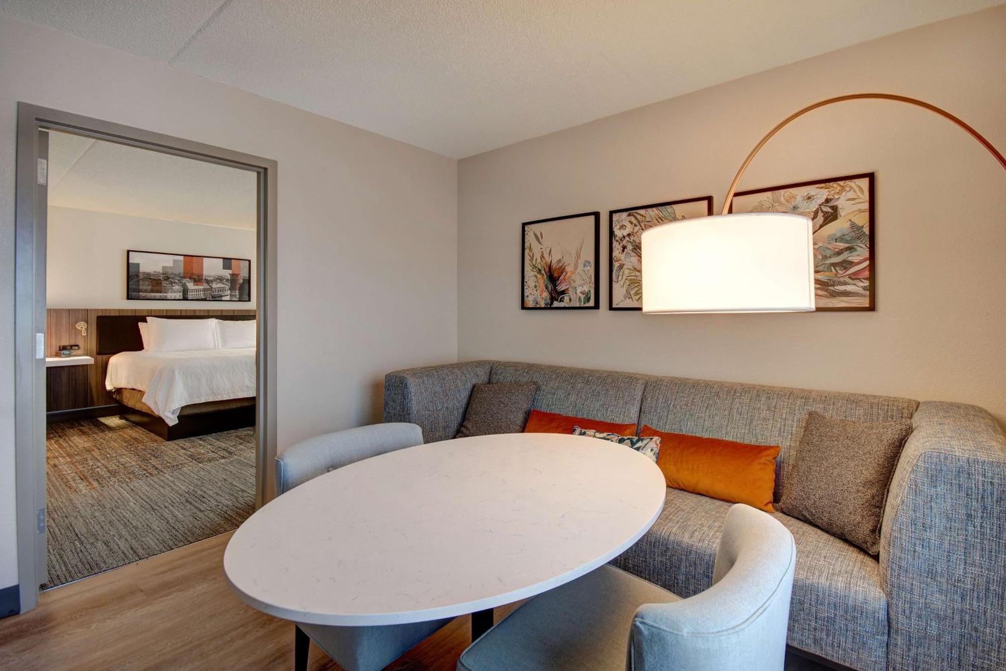 Hilton Garden Inn Terre Haute Buitenkant foto