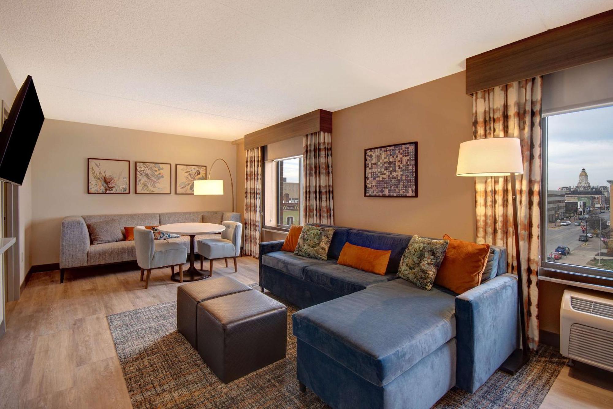 Hilton Garden Inn Terre Haute Buitenkant foto